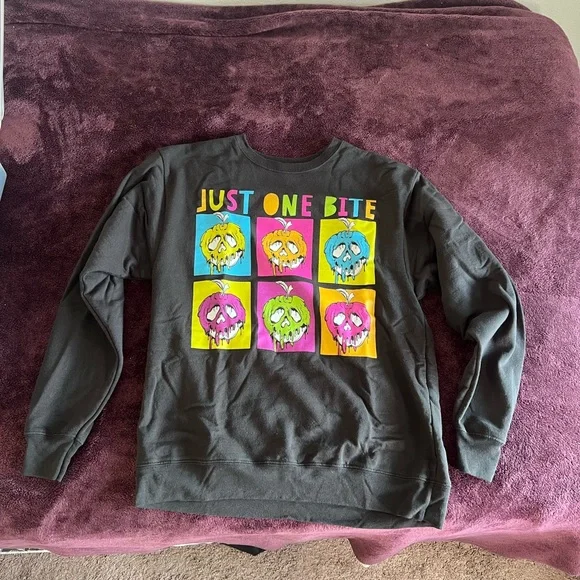 Disney Tops Disney Poison Apple Sweatshirt Size Adult Small